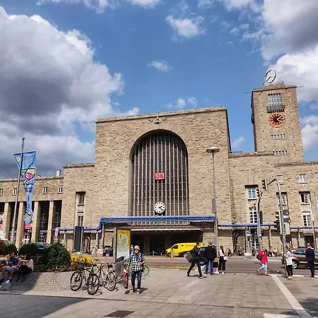Apartment Zentrales In Stuttgart, 3 Fuer 10 Gaeste *