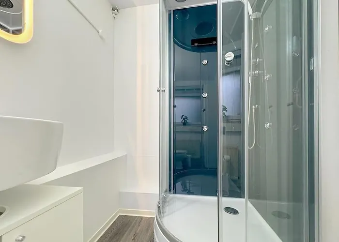 Zentrales In Stuttgart, 3 Fuer 10 Gaeste *