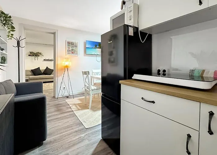 Zentrales In Stuttgart, 3 Fuer 10 Gaeste Apartment