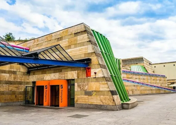 Apartment Zentrales In Stuttgart, 3 Fuer 10 Gaeste Stuttgart