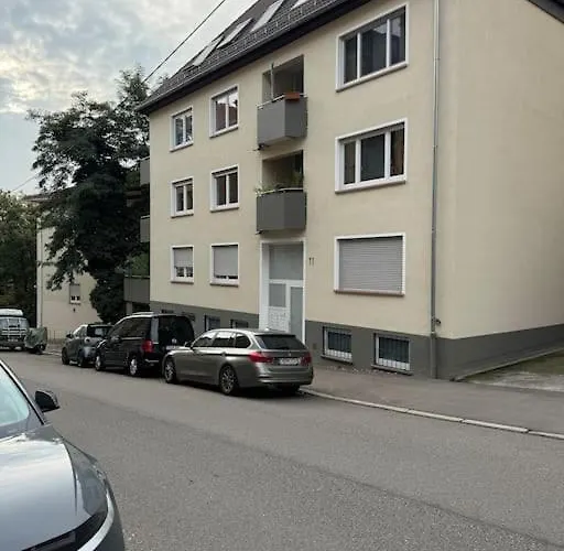 Zentrales In Stuttgart, 3 Fuer 10 Gaeste *