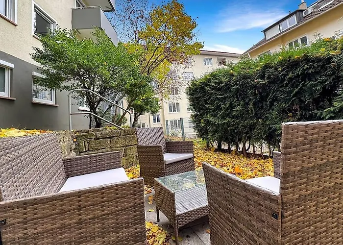 Apartment Zentrales In Stuttgart, 3 Fuer 10 Gaeste