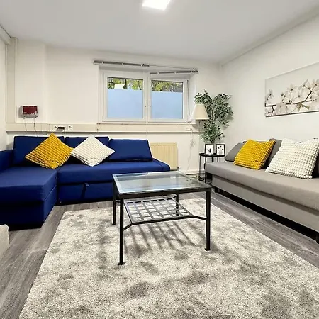 Apartamento Zentrales In Stuttgart, 3 Fuer 10 Gaeste